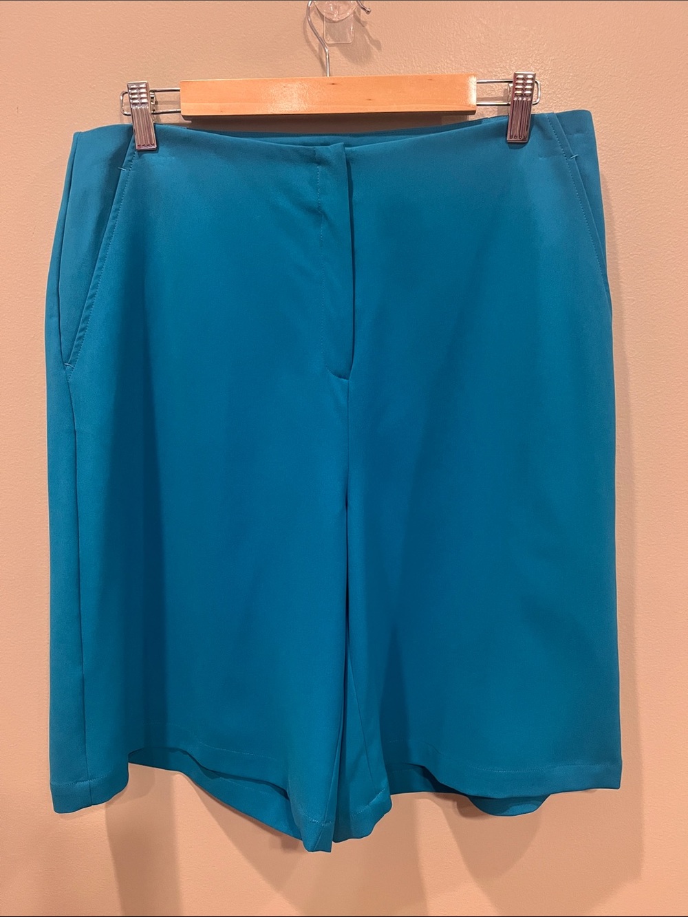 Misook Teal Wide Leg Tailored Bermuda Shorts